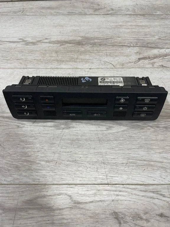 Climate control unit – BMW X3 E83 (2003-2010)