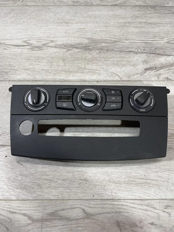 Climate control unit – BMW 5 Series E60 E61 (2004-2010)