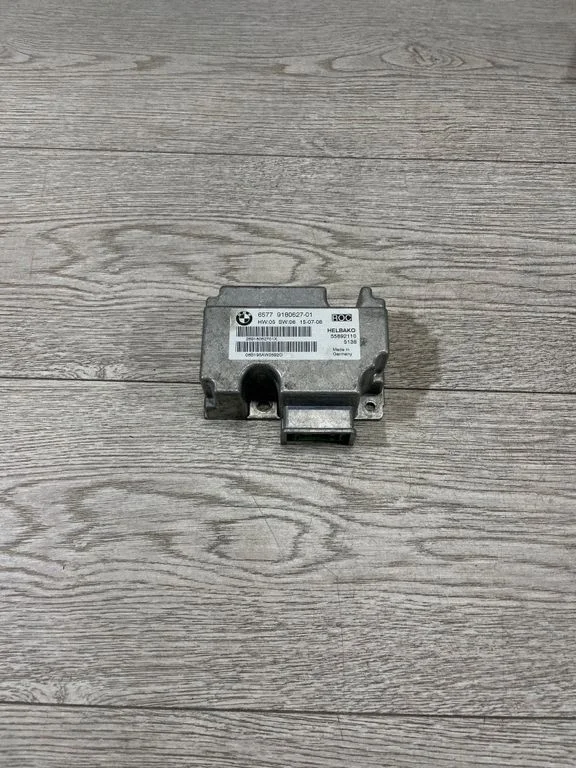 Drošības spilvenu vadības bloks – BMW 3. sērija E92 E93 (2005-2014)