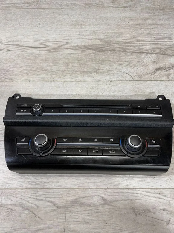 Climate control unit – BMW 5 Series F10 F11 (2009-2016)