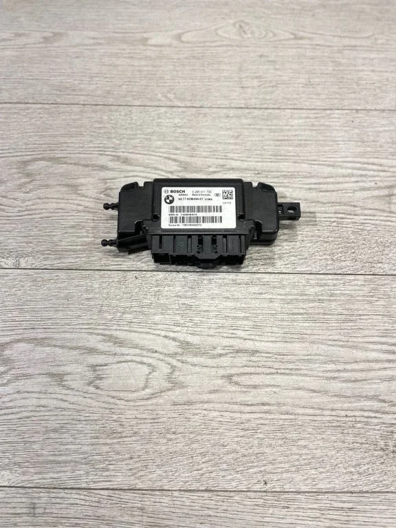 Drošības spilvenu vadības bloks – BMW 3. sērija F30 F35 F31 (2012-2018)