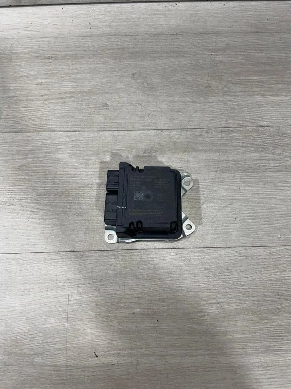 Airbag control unit/module 151287600B – Tesla Model 3 (2017-)