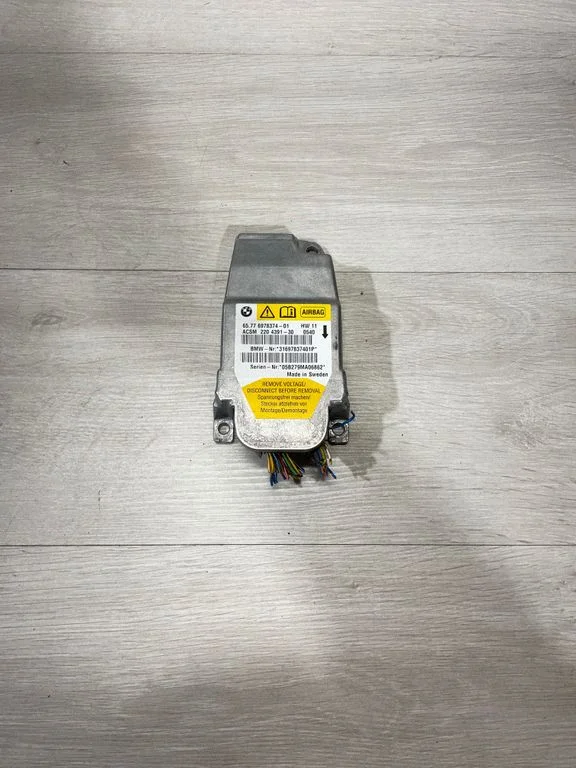 Drošības spilvenu vadības bloks 6978374