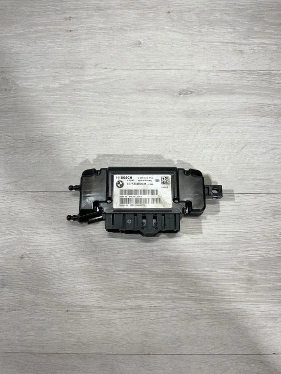 Drošības spilvenu vadības bloks – BMW 3. sērija F30 F35 F31 (2012-2018)