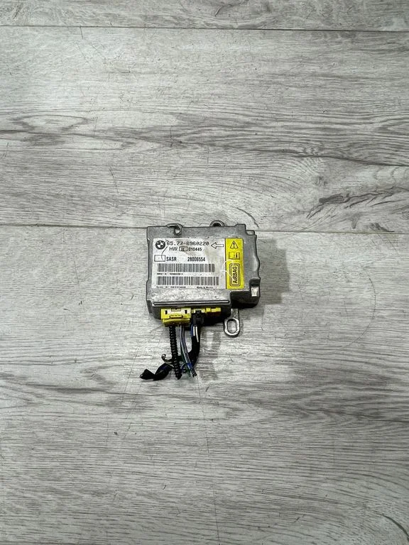 Drošības spilvenu vadības bloks – BMW 7. sērija E65 E66 (2001-2008)