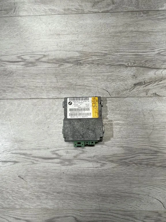 Airbag control unit/module – BMW 7 Series E65 E66 (2001-2008)