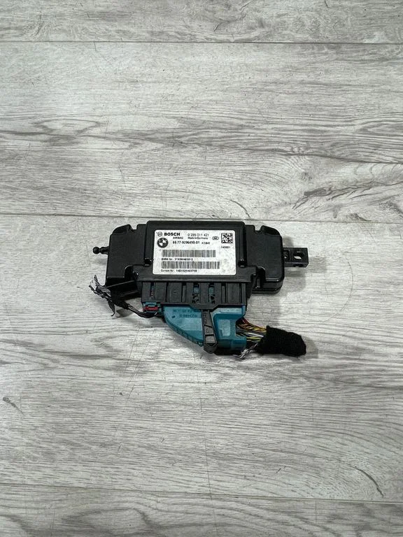 Drošības spilvenu vadības bloks – BMW 3. sērija F30 F35 F31 (2012-2018)