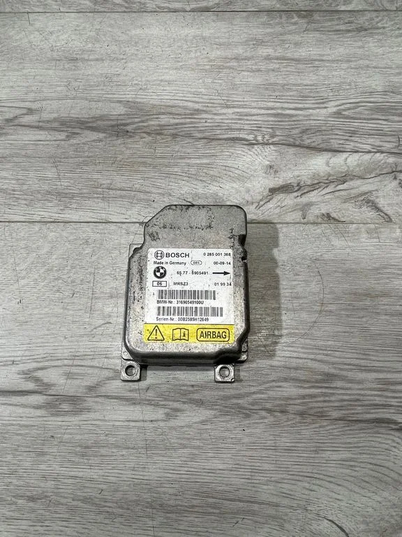 Drošības spilvenu vadības bloks – BMW 3. sērija E46 (1998-2005)