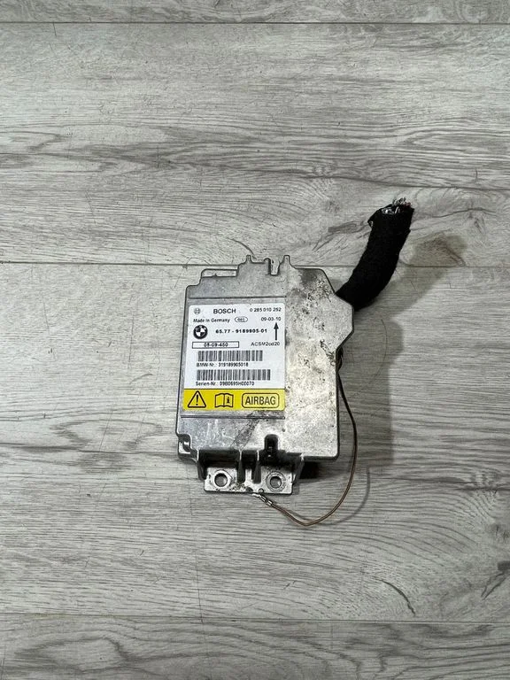 Airbag control unit/module – BMW X5 E70 (2006-2013)