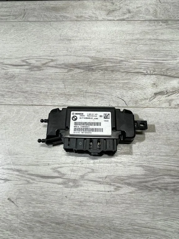 Drošības spilvenu vadības bloks – BMW 3. sērija F30 F35 F31 (2012-2018)