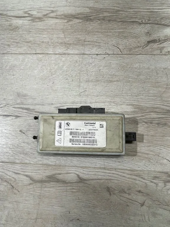 Drošības spilvenu vadības bloks – BMW 5. sērija F10 F11 (2009-2016)