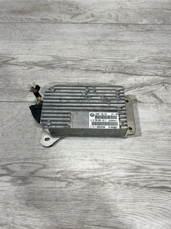 Suspension control unit/module 6796503 – BMW 7 Series F01 F02 F03 F04 (2008-2016)