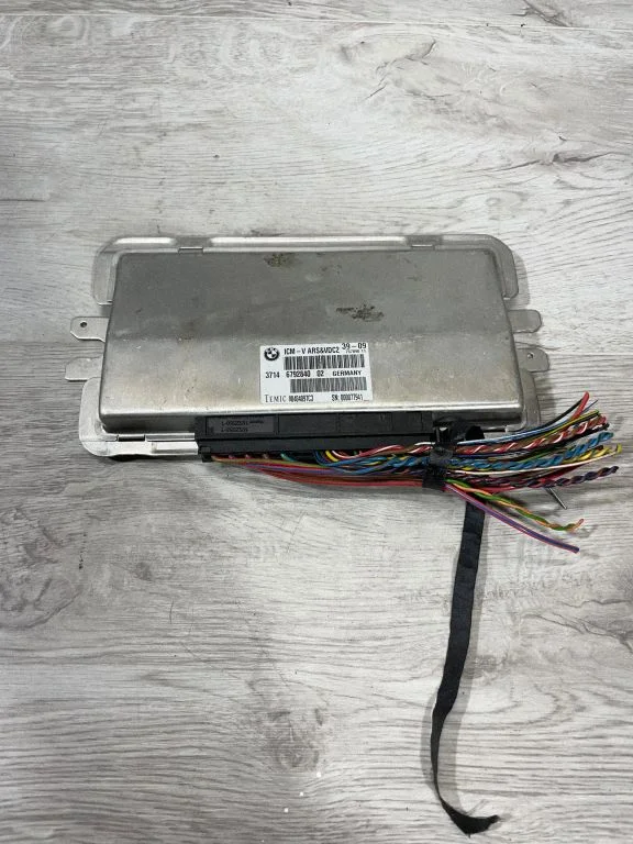 Suspension control unit/module 6792840 – BMW 7 Series F01 F02 F03 F04 (2008-2016)