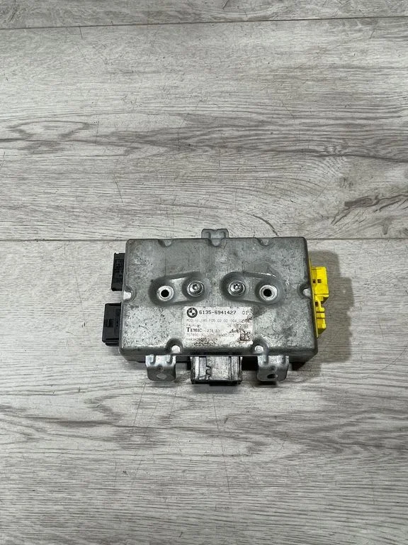Durvju elektronikas vadības bloks – BMW 5. sērija E60 E61 (2004-2010)