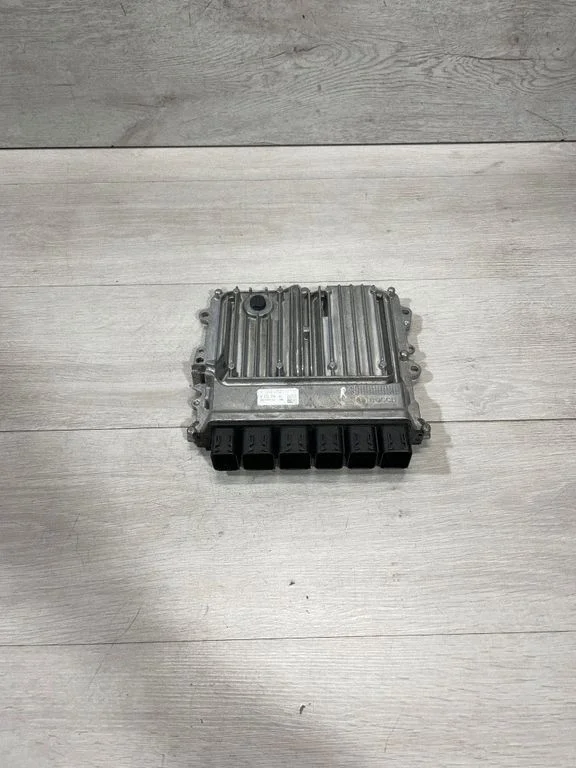 Dzinēja vadības bloks 8472374