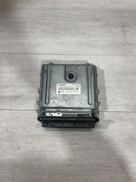 Dzinēja vadības bloks – BMW 3. sērija E90 E91 (2005-2012)
