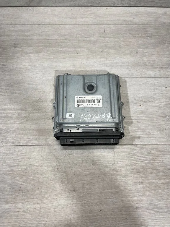 Dzinēja vadības bloks – BMW 3. sērija E90 E91 (2005-2012)