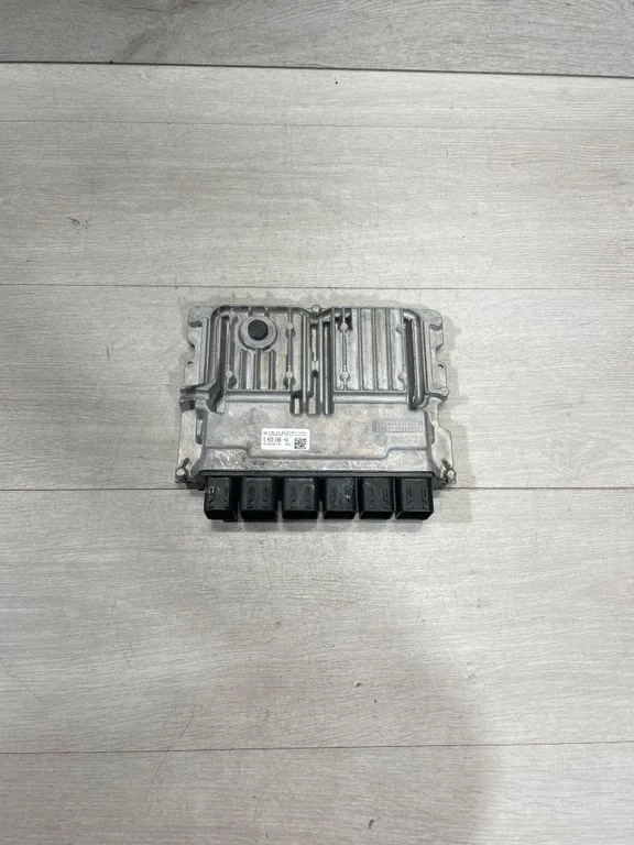 Dzinēja vadības bloks 5A23E06