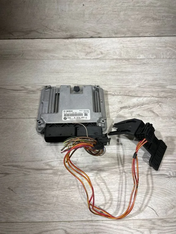 Dzinēja vadības bloks – BMW 5. sērija F10 F11 (2009-2016)