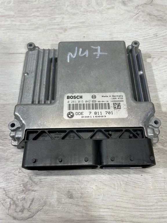 Dzinēja vadības bloks – BMW 1. sērija E81 E87 (2004-2011)