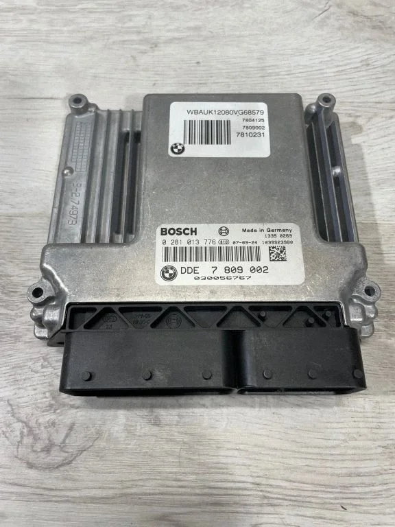 Mootori juhtplokk 7809002 – BMW 1-seeria E81 E87 (2004-2011)