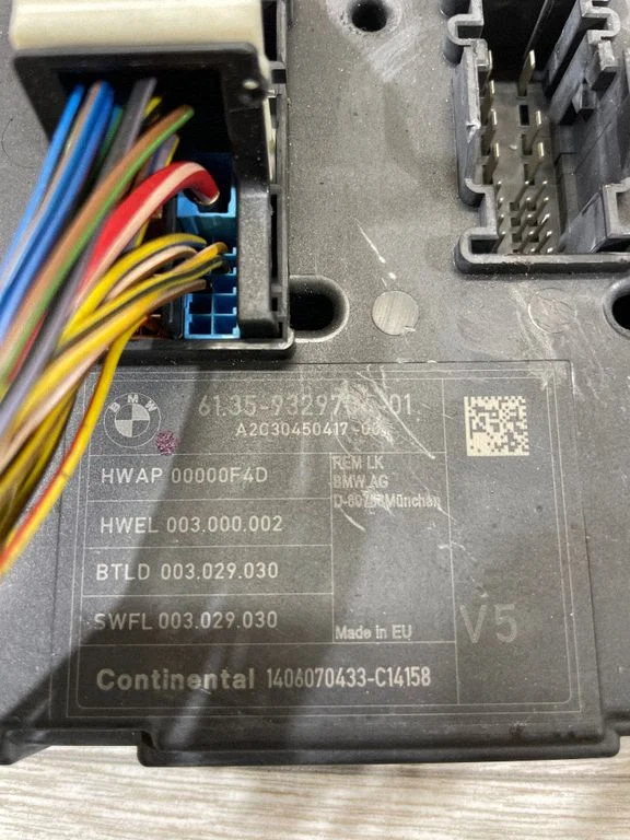 Central body control module 9329704
