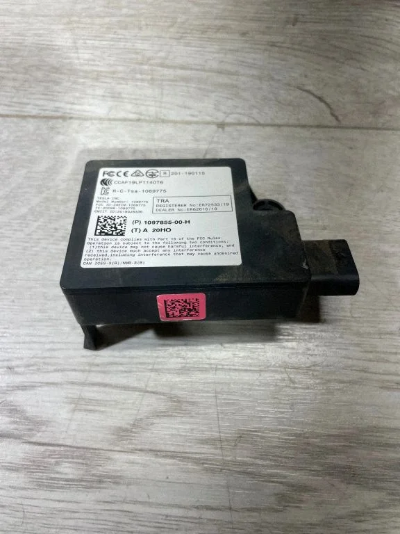 Other control units/modules 109785500H – Tesla Model 3 (2017-)
