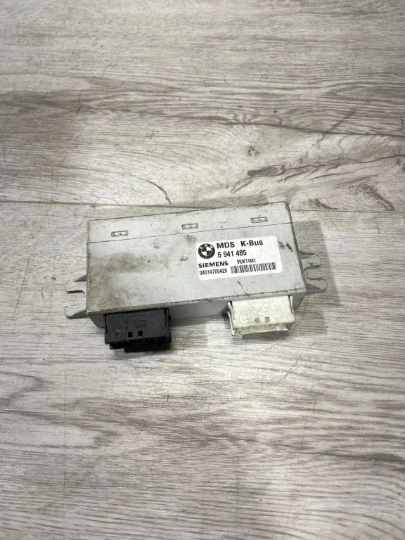 Stoglangio valdymo blokas