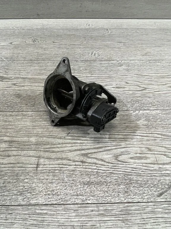 Throttle valve – BMW 5 Series E39 (1996-2003)
