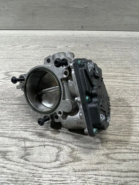 Throttle valve – BMW 3 Series F30 F35 F31 (2012-2018)