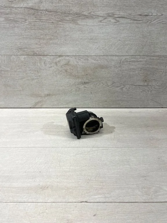 Throttle valve 7806231