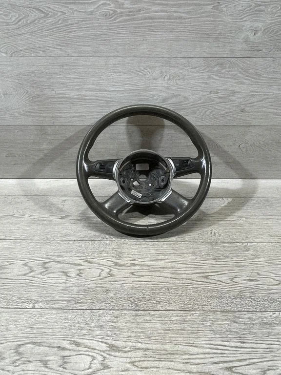 Stūre A1668160617 – Audi A8 S8 D3 4E (2002-2009)