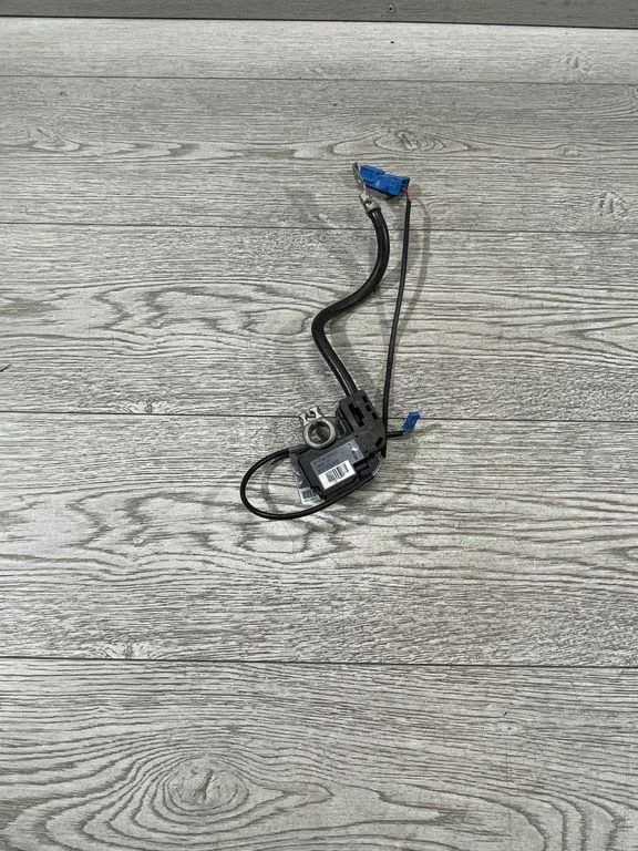 Mīnusa vads (akumulatora) – BMW X5 E70 (2006-2013)