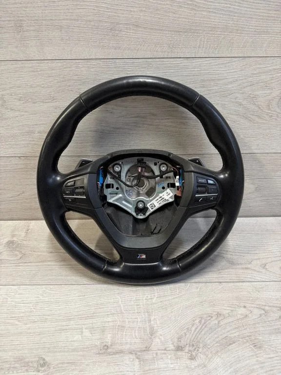 Kierownica 2498718385