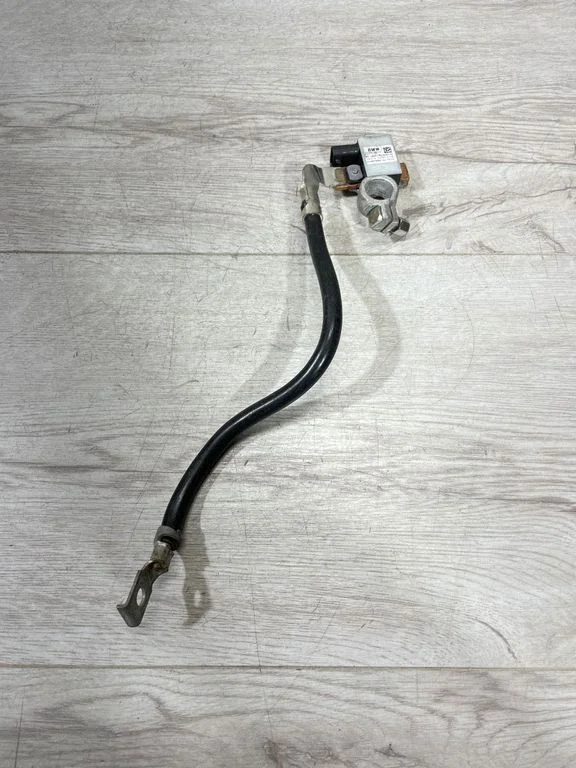 Mīnusa vads (akumulatora) – BMW 3. sērija E90 E91 (2005-2012)