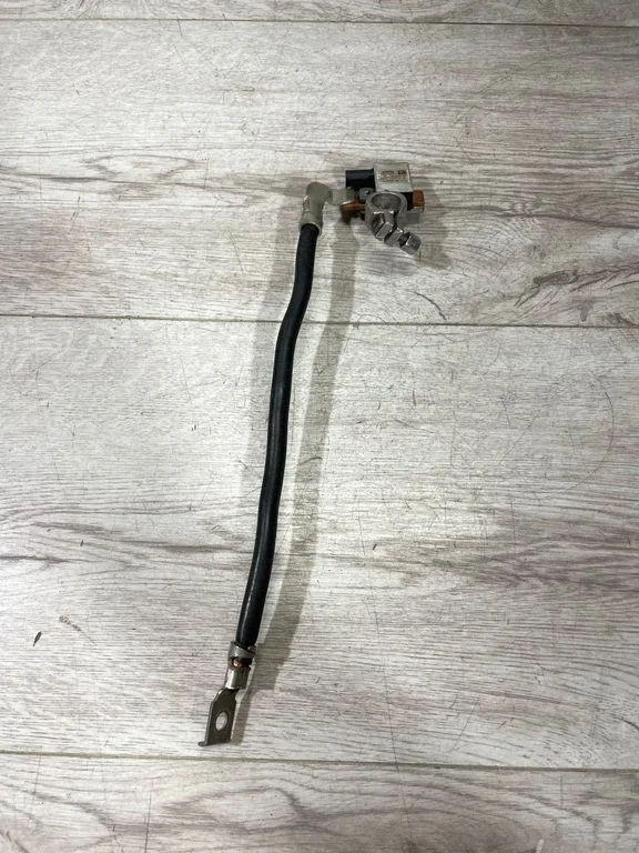 Mīnusa vads (akumulatora) – BMW 3. sērija E90 E91 (2005-2012)