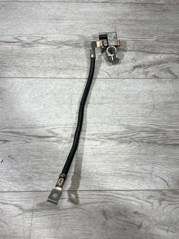 Mīnusa vads (akumulatora) – BMW 1. sērija F20 F21 (2011-2019)