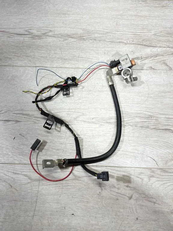 Miinusjuhe (aku) – BMW 3-seeria F30 F35 F31 (2012-2018)