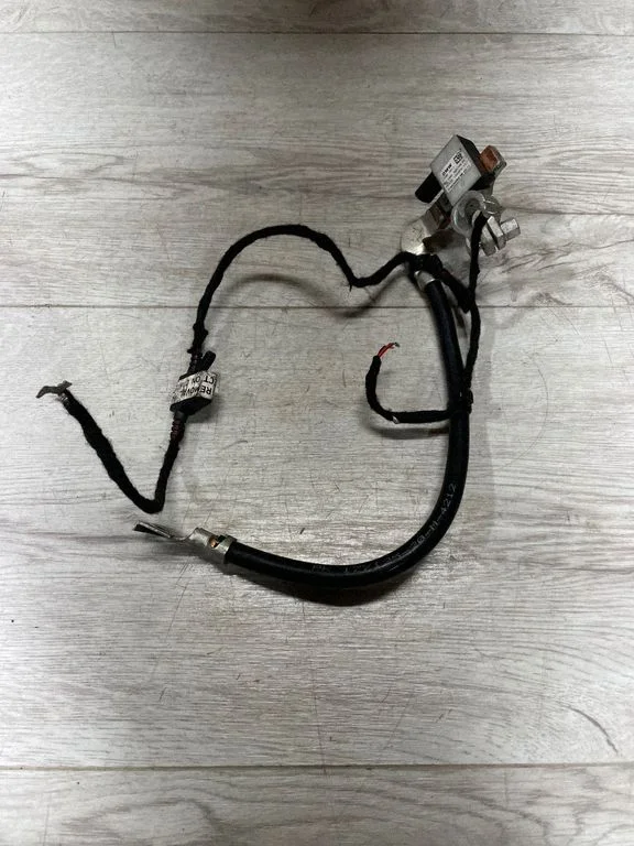 Mīnusa vads (akumulatora) – BMW 1. sērija F20 F21 (2011-2019)