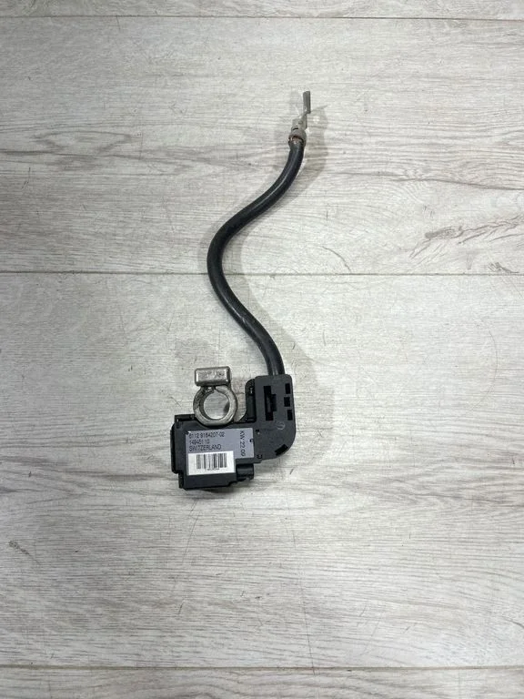 Mīnusa vads (akumulatora) – BMW 3. sērija E90 E91 (2005-2012)