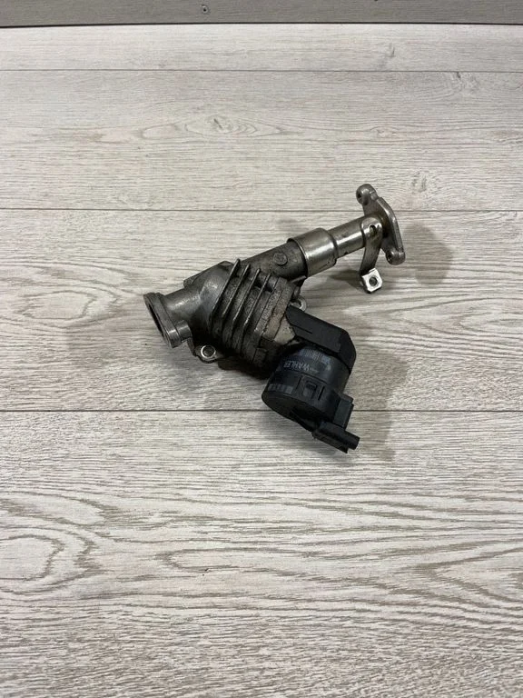 EGR valve – BMW 3 Series E90 E91 (2005-2012)