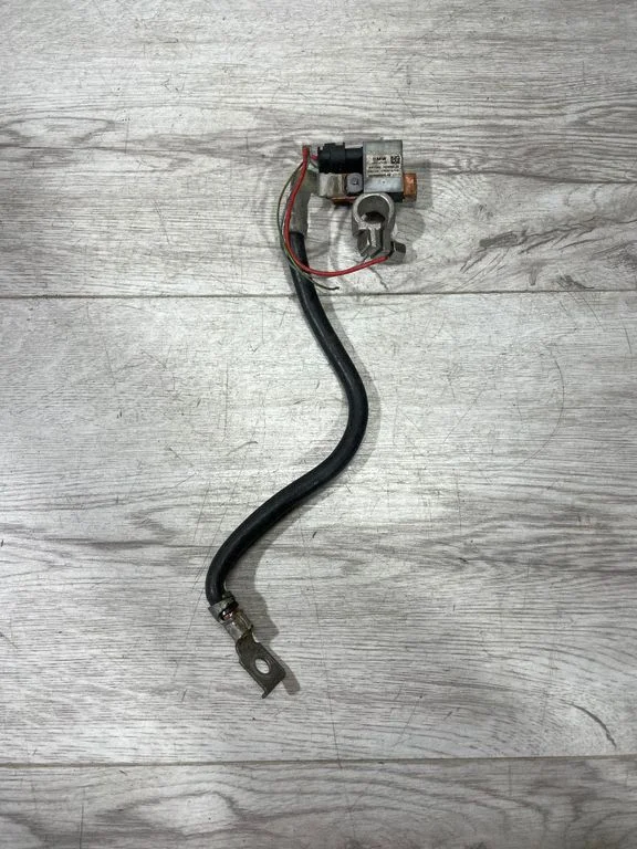 Mīnusa vads (akumulatora) – BMW 3. sērija E90 E91 (2005-2012)