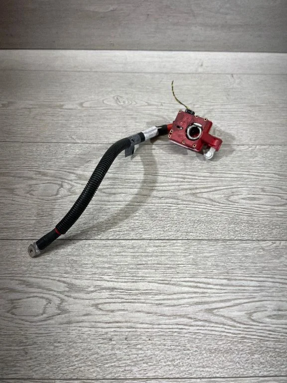Positive cable (battery) – BMW X5 E70 (2006-2013)