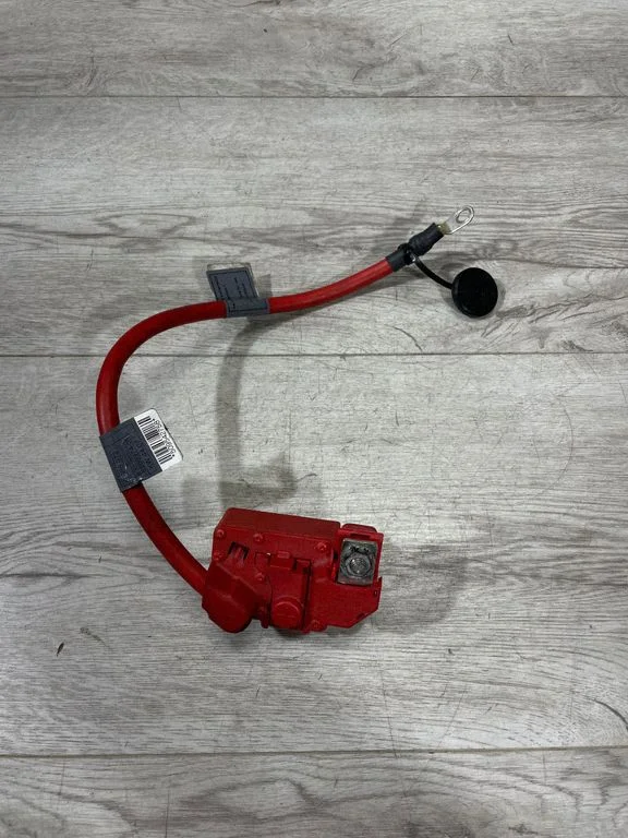Przewód plusowy (akumulatora) – BMW Seria 3 E90 E91 (2005-2012)