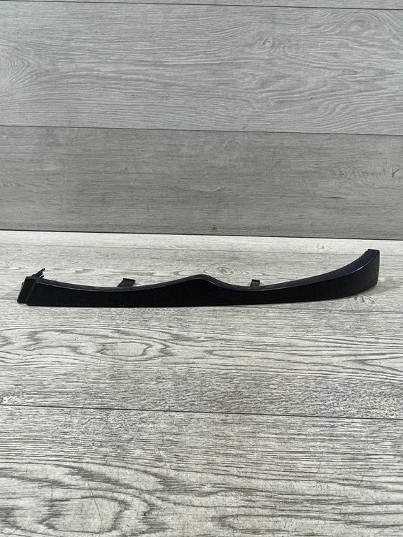 Priekšējā luktura apdare 7030553