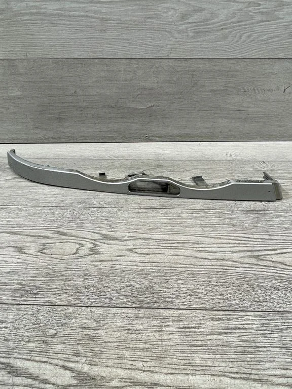 Listwa pod reflektorem – BMW Seria 3 E46 (1998-2005)