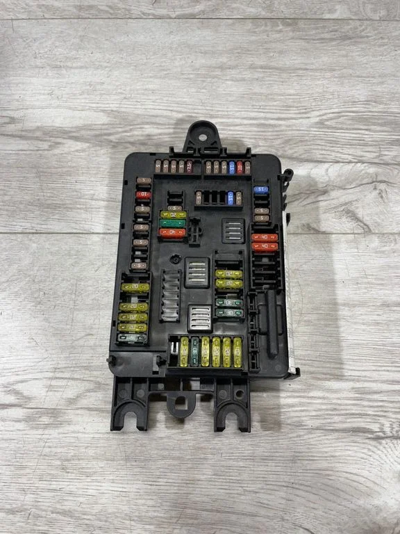 Kaitsmekarp (komplekt) – BMW 3-seeria F30 F35 F31 (2012-2018)
