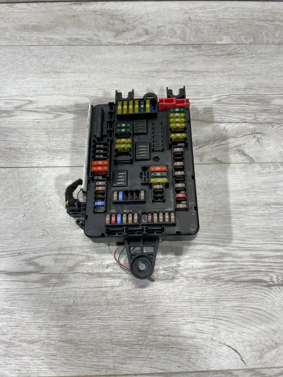 Kaitsmekarp (komplekt) – BMW 3-seeria F30 F35 F31 (2012-2018)
