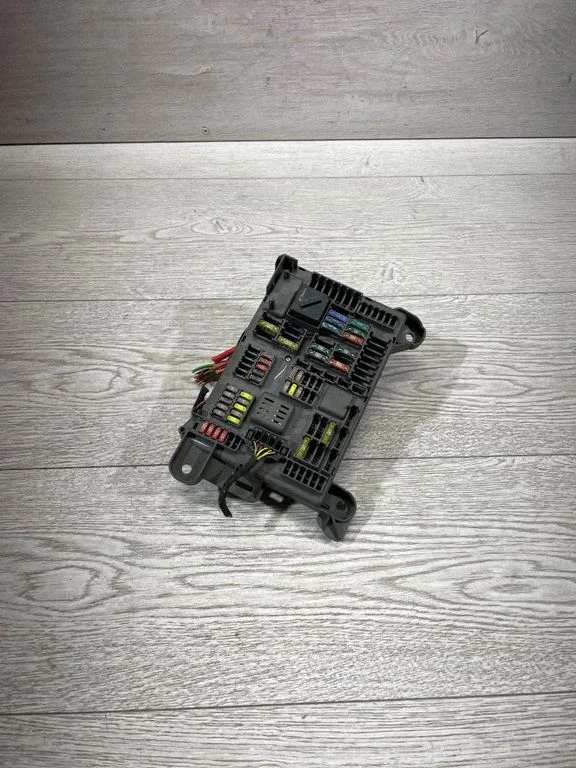 Drošinātāju bloks – BMW X5 E70 (2006-2013)