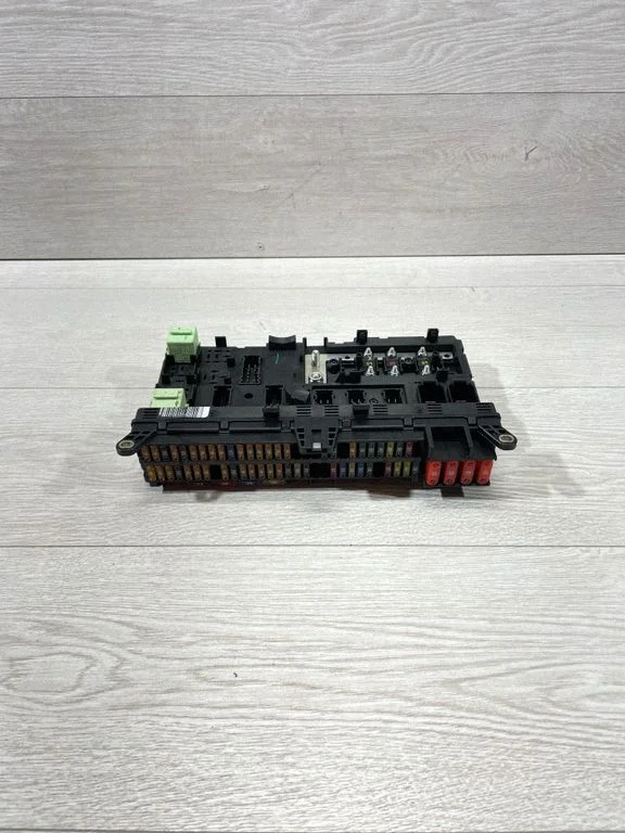 Moduł bezpieczników 8380409